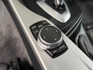 BMW 3 Series thumbnail