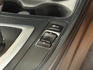 BMW 3 Series thumbnail