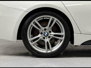 BMW 3 Series thumbnail