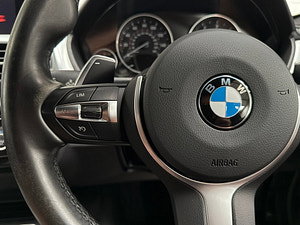 BMW 3 Series thumbnail
