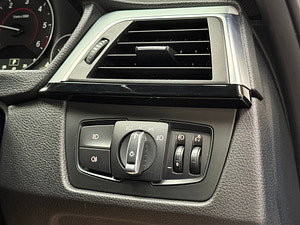 BMW 3 Series thumbnail