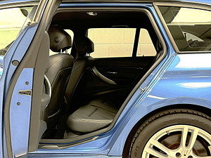 BMW 3 Series thumbnail