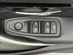 BMW 3 Series thumbnail