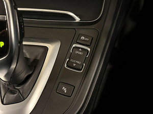 BMW 3 Series thumbnail
