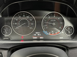 BMW 3 Series thumbnail