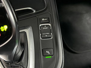 BMW 3 Series thumbnail