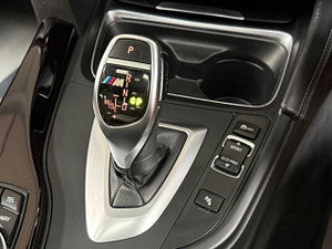 BMW 3 Series thumbnail
