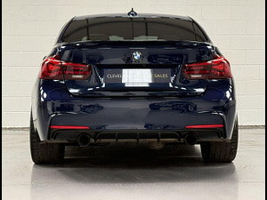 BMW 3 Series thumbnail