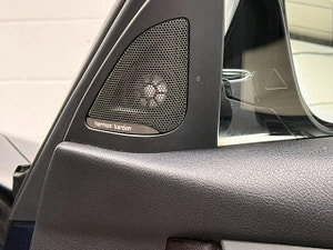 BMW 3 Series thumbnail