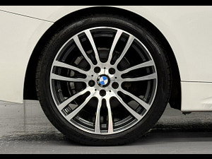 BMW 4 Series thumbnail