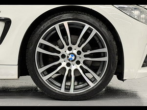 BMW 4 Series thumbnail