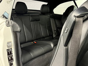 BMW 4 Series thumbnail