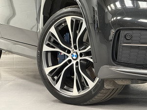 BMW X5 thumbnail