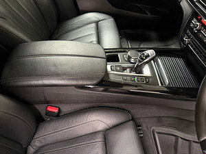 BMW X5 thumbnail