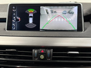 BMW X5 thumbnail