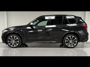 BMW X5 thumbnail