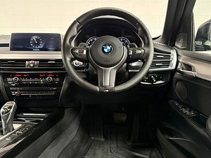BMW X5 thumbnail