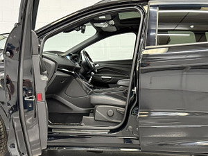 Ford Kuga thumbnail