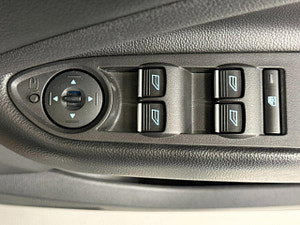Ford Kuga thumbnail