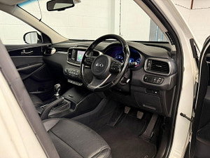 Kia Sorento thumbnail