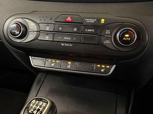Kia Sorento thumbnail