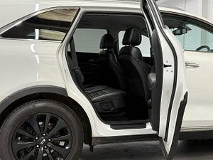 Kia Sorento thumbnail