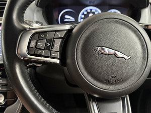 Jaguar F-PACE thumbnail