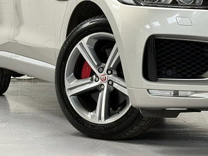 Jaguar F-PACE thumbnail