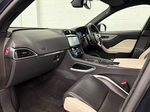 Jaguar F-PACE thumbnail