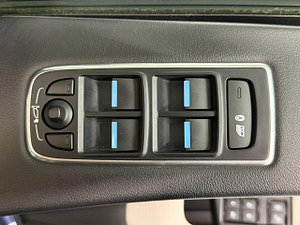 Jaguar F-PACE thumbnail