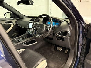 Jaguar F-PACE thumbnail