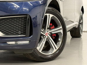 Jaguar F-PACE thumbnail