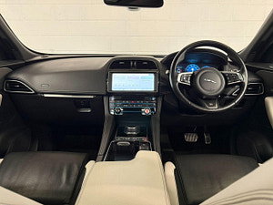 Jaguar F-PACE thumbnail