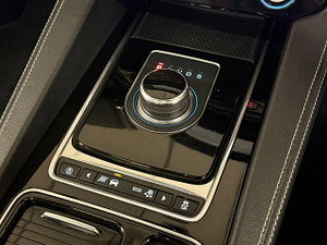 Jaguar F-PACE thumbnail