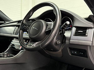 Jaguar XF thumbnail