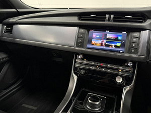 Jaguar XF thumbnail