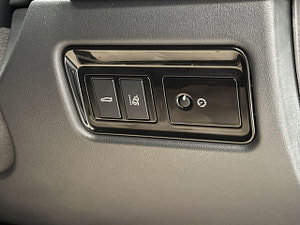 Jaguar XF thumbnail