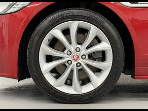 Jaguar XF thumbnail