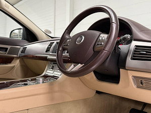 Jaguar XF thumbnail