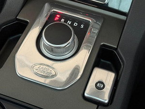 Land Rover Discovery 4 thumbnail
