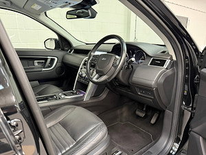 Land Rover Discovery Sport thumbnail