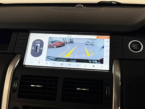 Land Rover Discovery Sport thumbnail