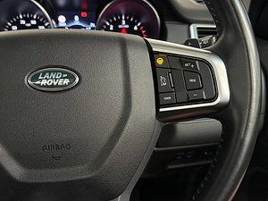 Land Rover Discovery Sport thumbnail