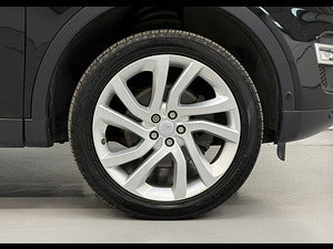Land Rover Discovery Sport thumbnail