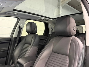 Land Rover Discovery Sport thumbnail