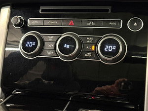 Land Rover Range Rover thumbnail