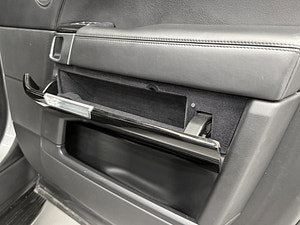 Land Rover Range Rover thumbnail