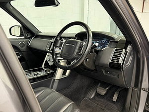 Land Rover Range Rover thumbnail