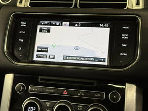 Land Rover Range Rover thumbnail