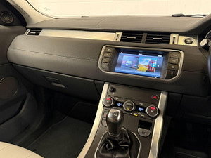 Land Rover Range Rover Evoque thumbnail
